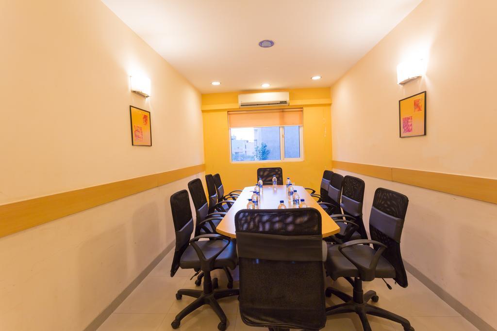 Pune - Pimpri Luaran gambar